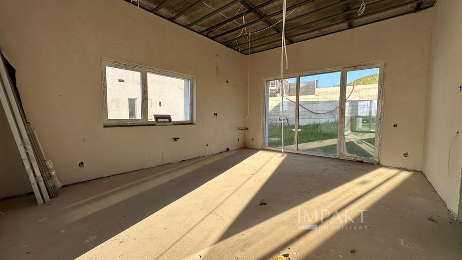 Duplex cu 4 camere cu Canalizare în Feleacu