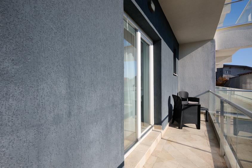 Apartament cu 2 camere decomandat, mobilat în Sebastian