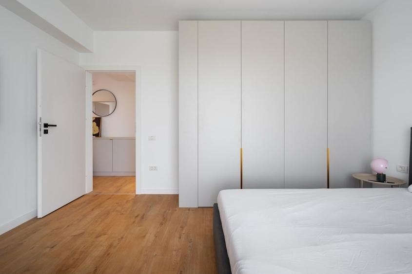 Apartament cu 2 camere decomandat, mobilat în Tunari