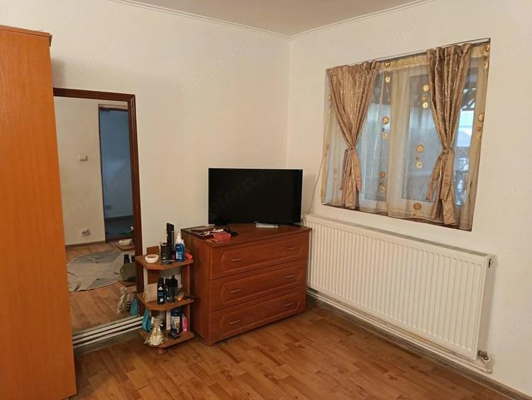 Casă cu 3 camere cu Teren 161 Mp în Mărăcineni