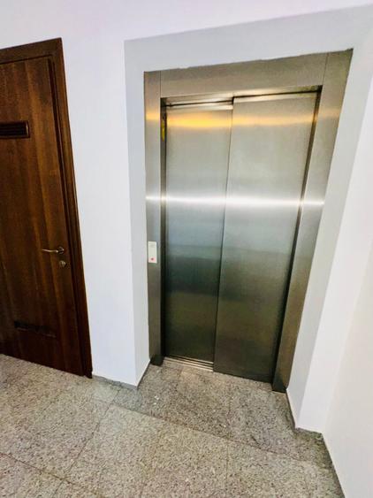 Apartament cu 2 camere semidecomandat, mobilat în Băneasa
