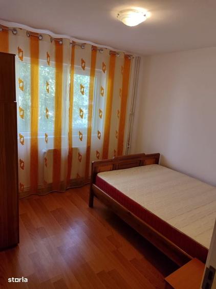 Apartament cu 3 camere în Milcov