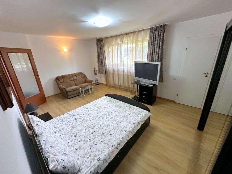 Apartament cu 2 camere decomandat în Mărăști
