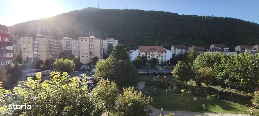 Apartament cu 2 camere decomandat în Răcădău