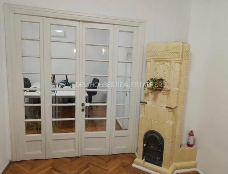 Casă cu 3 camere cu Teren 100 Mp în Unirii
