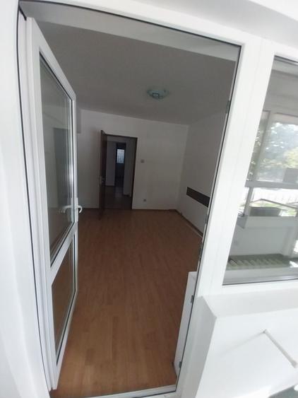 Spațiu comercial, de 90 mp, în Amara