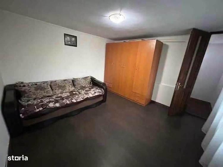 Casă cu 3 camere în Central