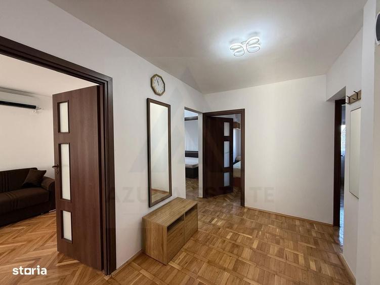 Apartament cu 4 camere decomandat în Cândești