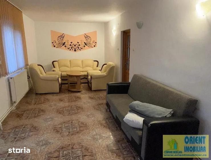 Casă cu 6 camere cu Teren 250 Mp în Cumpăna
