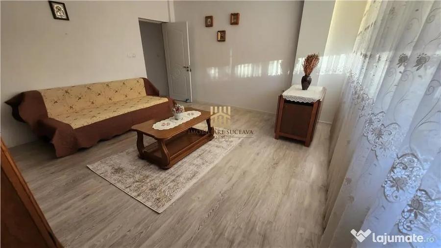Apartament cu 4 camere decomandat în Ipotești