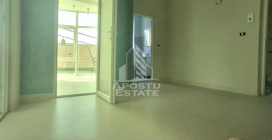 Spațiu comercial, de 70 mp, în Micălaca