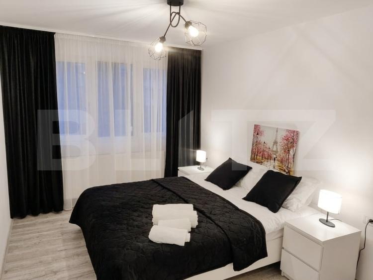 Apartament cu 3 camere semidecomandat, mobilat în Take Ionescu