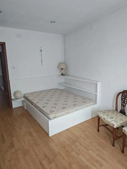 Apartament cu 3 camere în Călimănești