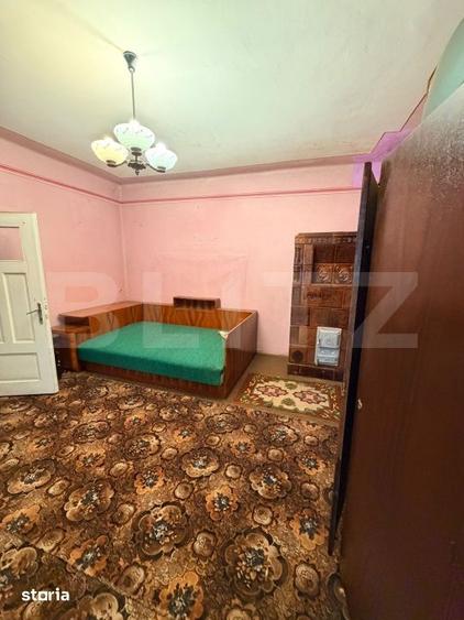 Casă cu 5 camere cu Teren 1030 Mp în Central