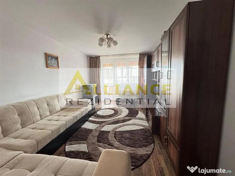 Apartament cu 3 camere decomandat în Măgurele