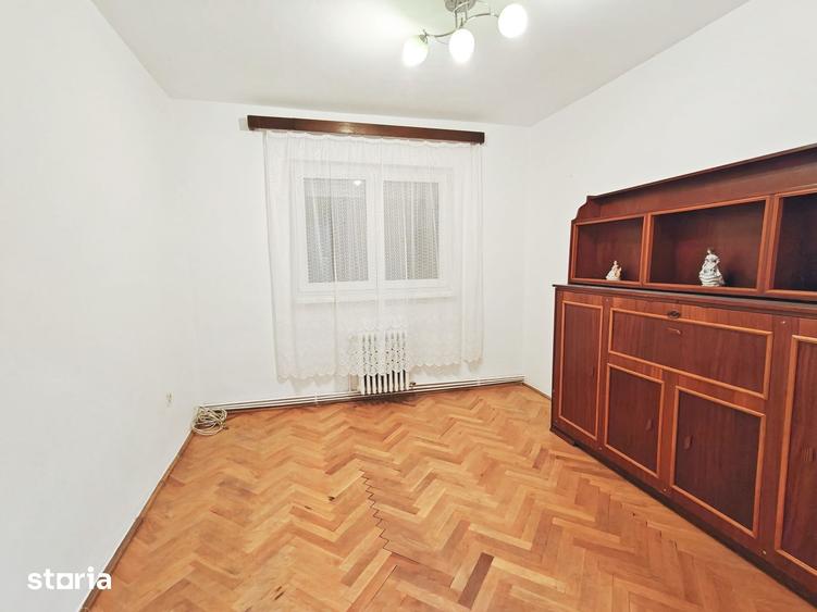 Apartament cu 3 camere decomandat în Târnăveni