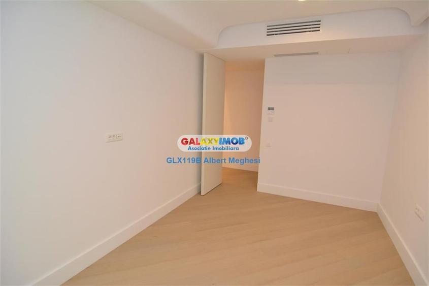 Apartament cu 3 camere semidecomandat în Ultracentral