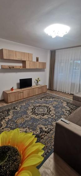 Apartament cu 3 camere decomandat în Ultracentral