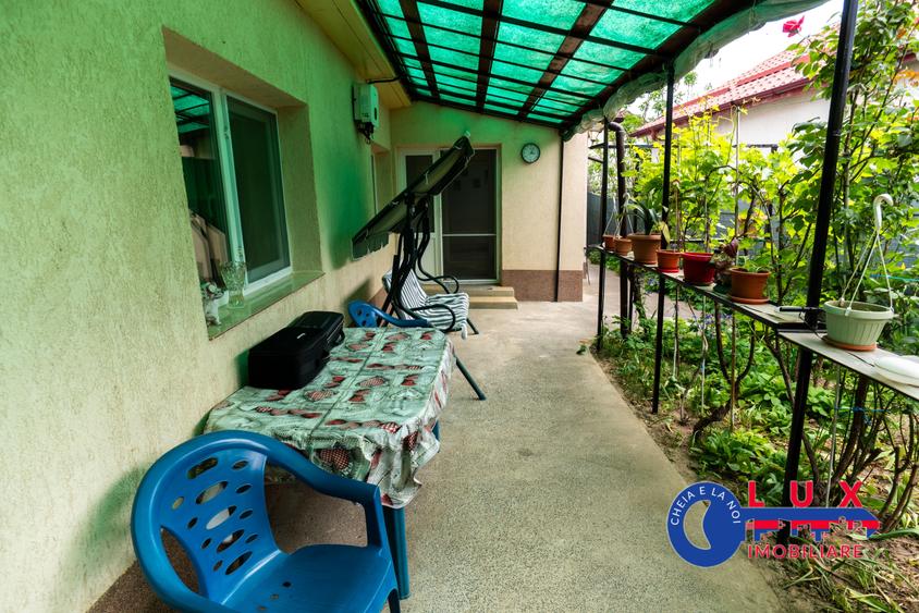 Casă individuală cu 4 camere cu Canalizare în Ultracentral