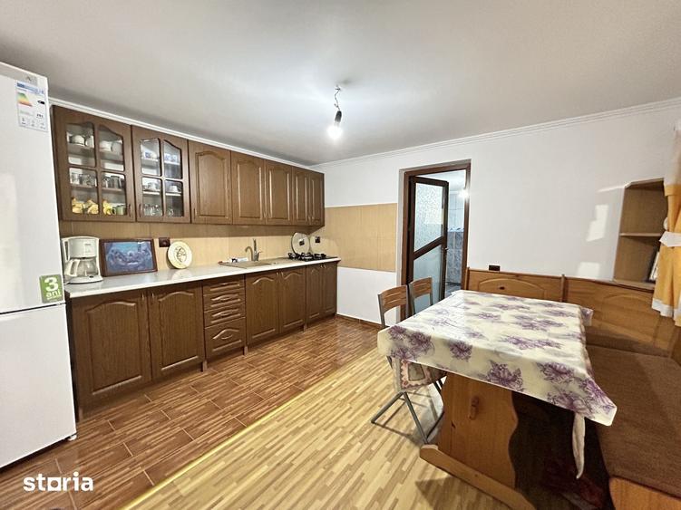 Casă cu 6 camere cu Teren 1150 Mp în Odobești