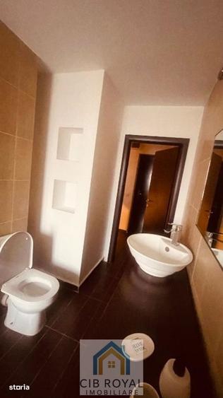 Garsonieră decomandată, mobilată în Tei