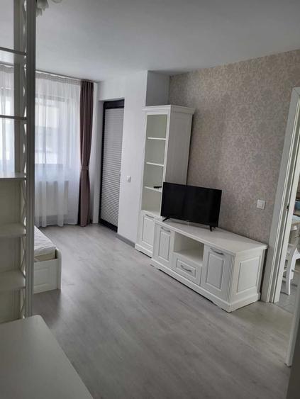 Garsonieră decomandată în Exterior Vest