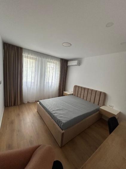 Duplex cu 5 camere cu Canalizare în Central