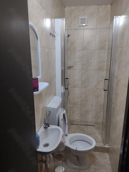 Casă cu 3 camere cu Teren 200 Mp în Central