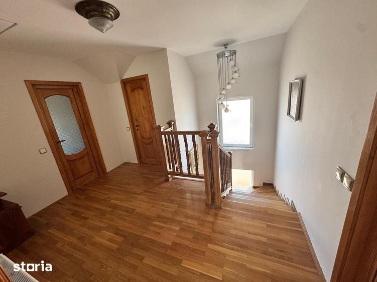 Casă cu 5 camere cu Teren 470 Mp în Mănăștur