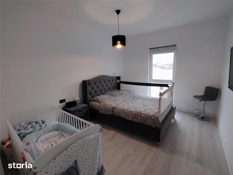 Casă cu 4 camere cu Teren 273 Mp în Moșnița Nouă
