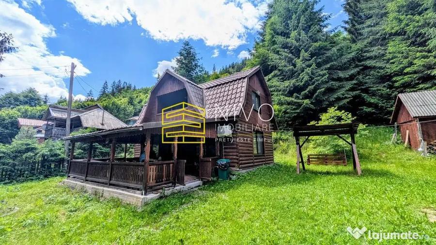 Casă cu 4 camere cu Canalizare în Sălard