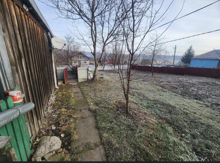 Casă cu Teren 40 Mp în Saucenița