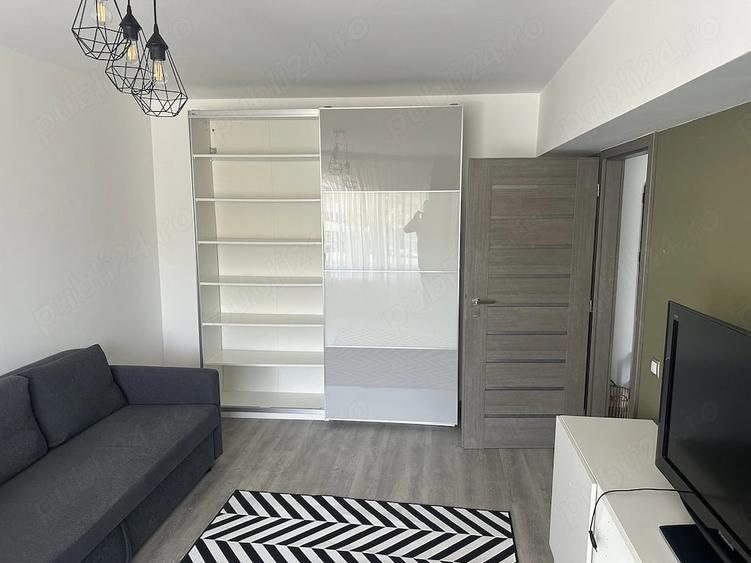 Apartament cu 2 camere decomandat în Cornișa