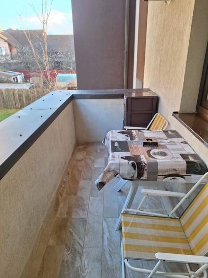 Garsonieră decomandată în Tractorul