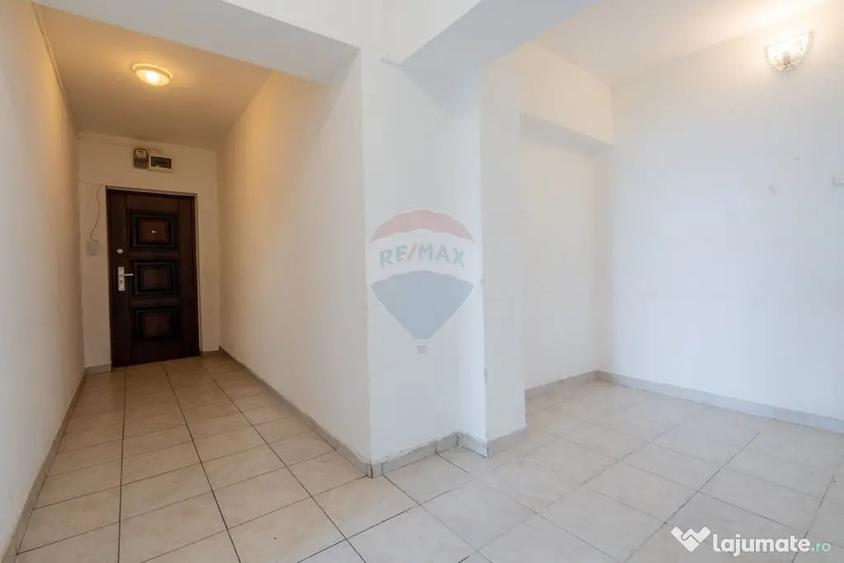 Apartament cu 3 camere decomandat în Fundeni
