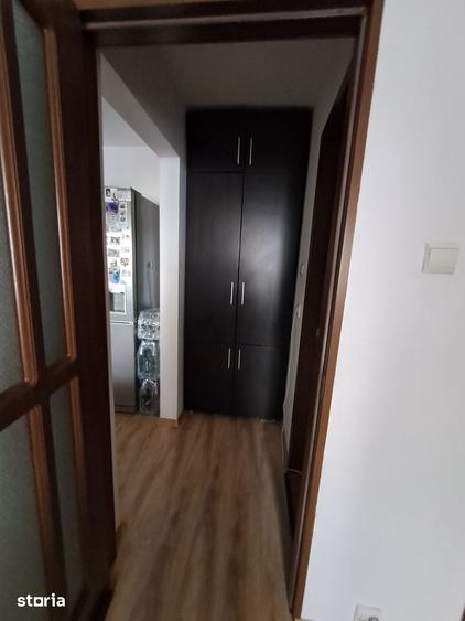 Ofer spre inchiriere apartament 2 camere Mioveni, langa Primarie - 1