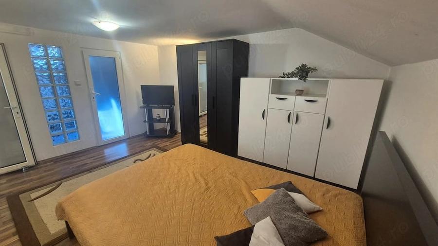 Apartament cu 2 camere semidecomandat în Calea Turzii