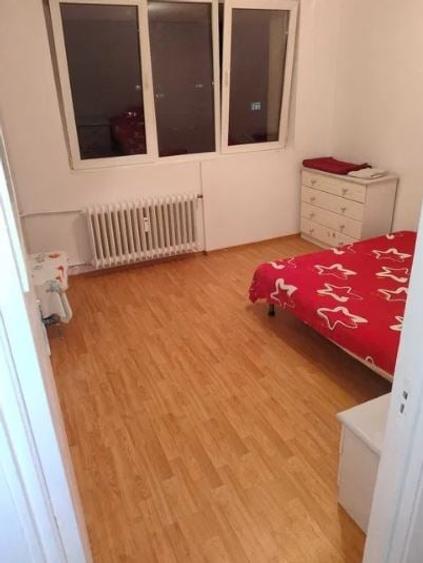 Apartament cu 2 camere semidecomandat, mobilat în Berceni — fotografia 3
