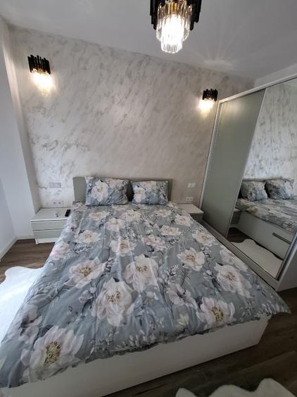 Apartament cu 2 camere semidecomandat în Hotvon