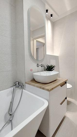 Apartament cu 3 camere decomandat în Județean