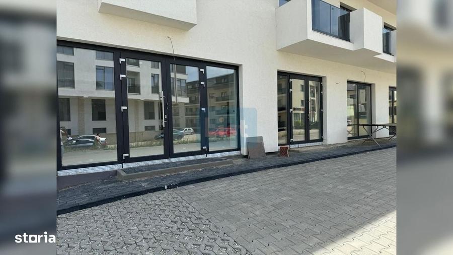 Spațiu comercial, de 64 mp, în Șelimbăr