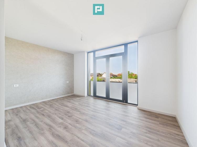 Duplex cu 5 camere cu Canalizare în Giarmata