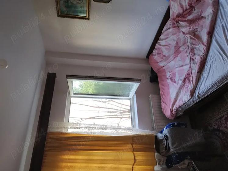Apartament cu 4 camere decomandat în Confecții