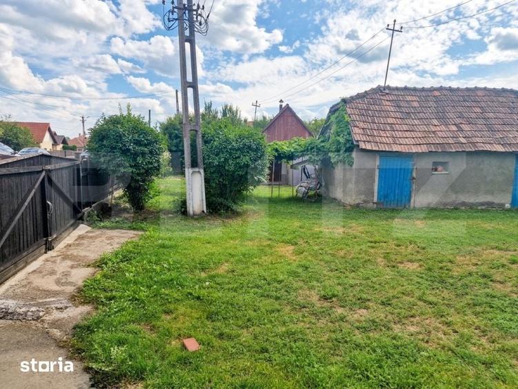 Casă cu 2 camere cu Teren 8290 Mp în Central
