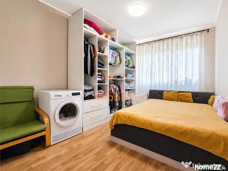 Apartament cu 3 camere decomandat în Sânmartin