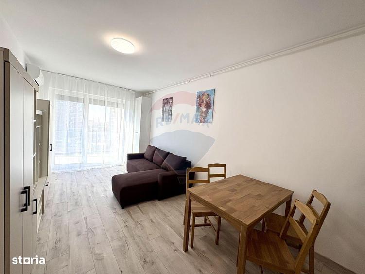 Apartament cu 2 camere, mobilat în Central