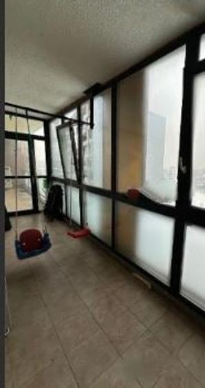 Apartament cu 3 camere decomandat, mobilat în Doamna Ghica