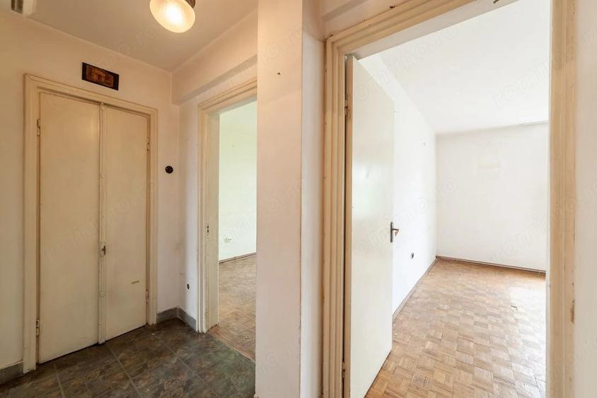 Apartament cu 2 camere decomandat în Central