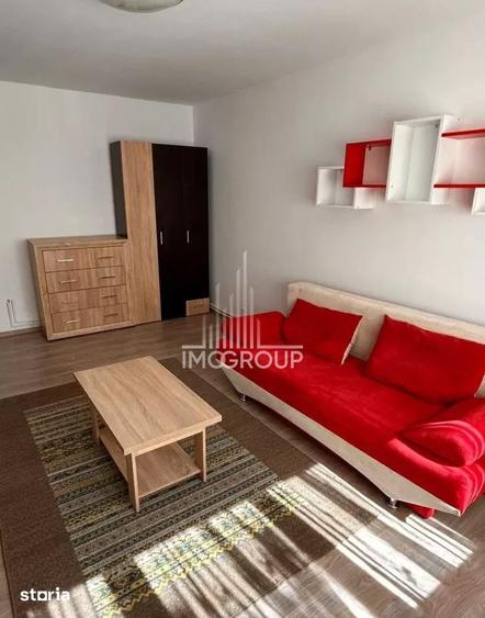 Apartament 2 camere, cu balcon si parcare, la etajul 1, zona strazii J - 4