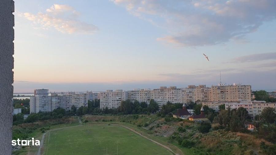 Apartament cu 2 camere, mobilat în Central